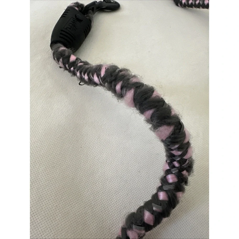 Wigzi Flex Walk Heavy Duty Dog‎ Leash. 360 Flexible Silicon Handle. 6' Foot